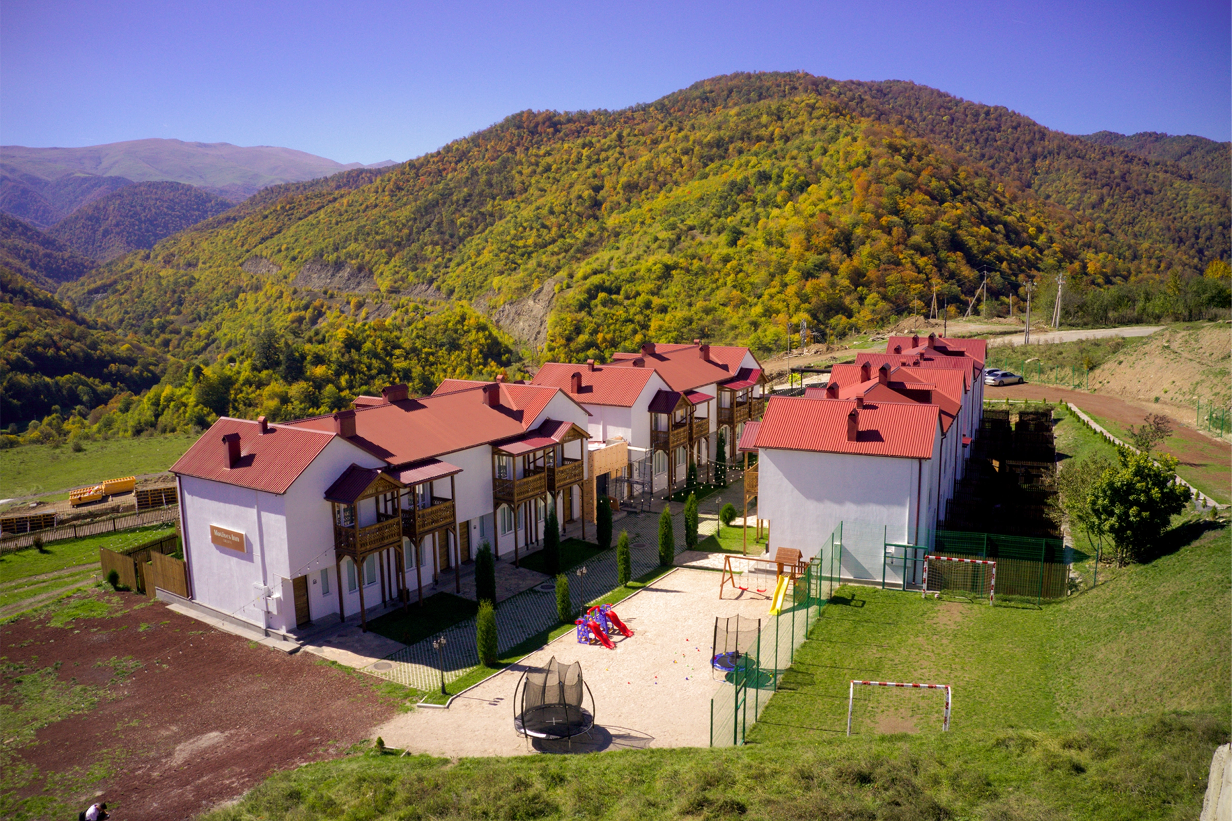 15% զեղչ Motive Inn հյուրանոցում և 10% զեղչ Monet ռեստորանում